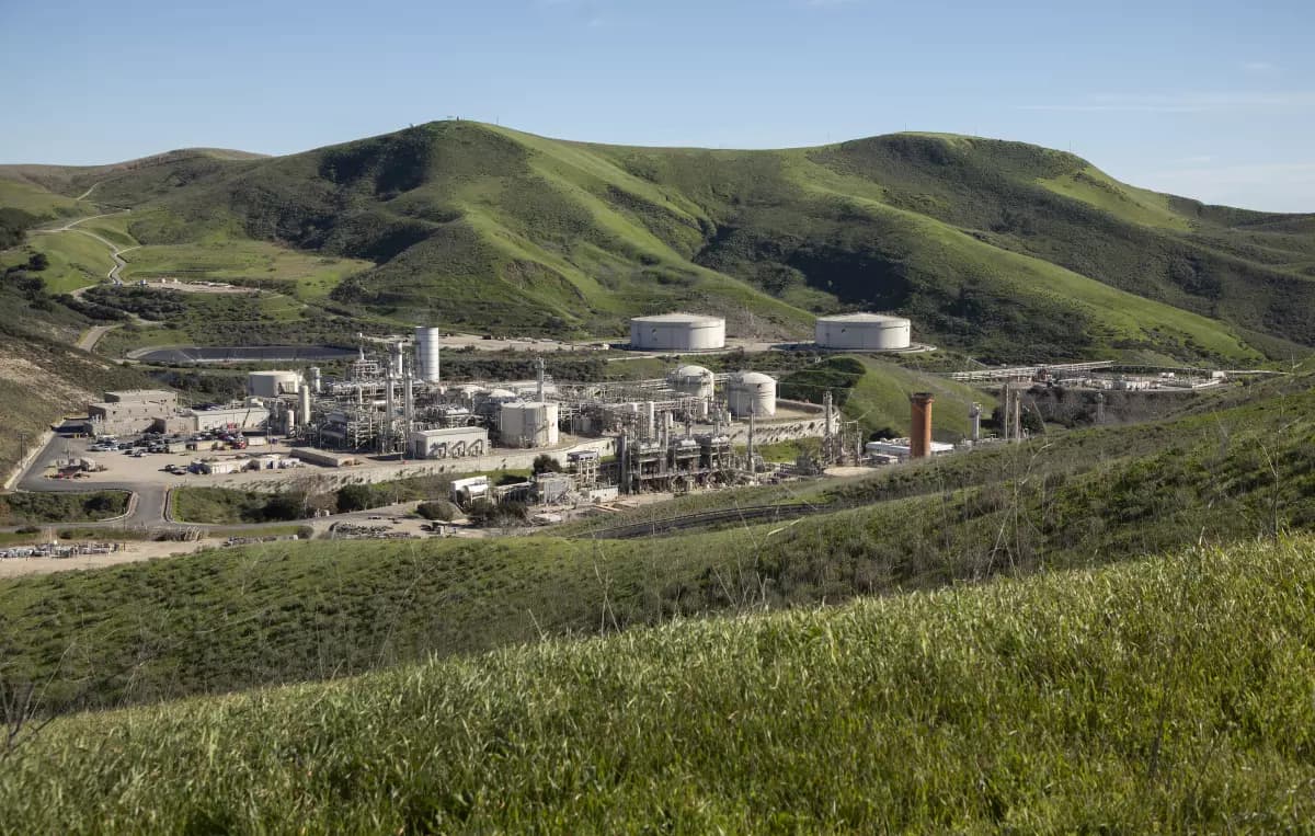 $2.3bn+ Sable Oil Pipeline Restart in California Tentatively Blocked Despite Federal Backing