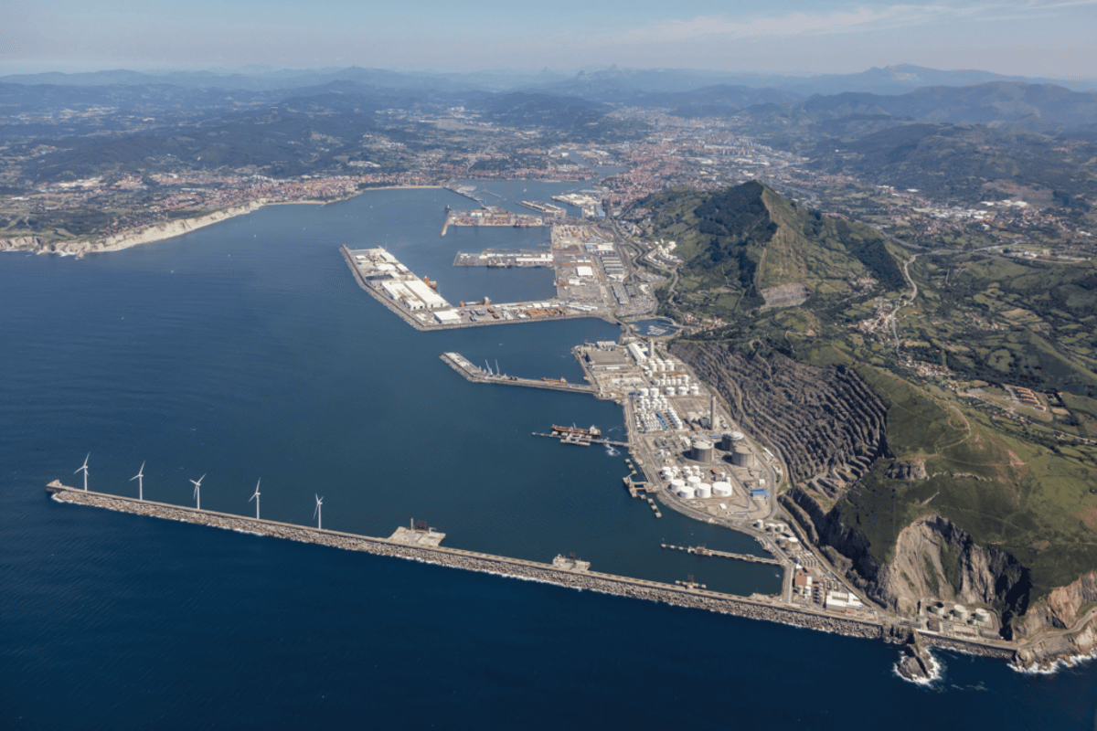 Port of Bilbao Advances Connectivity and Energy Transition in 2025