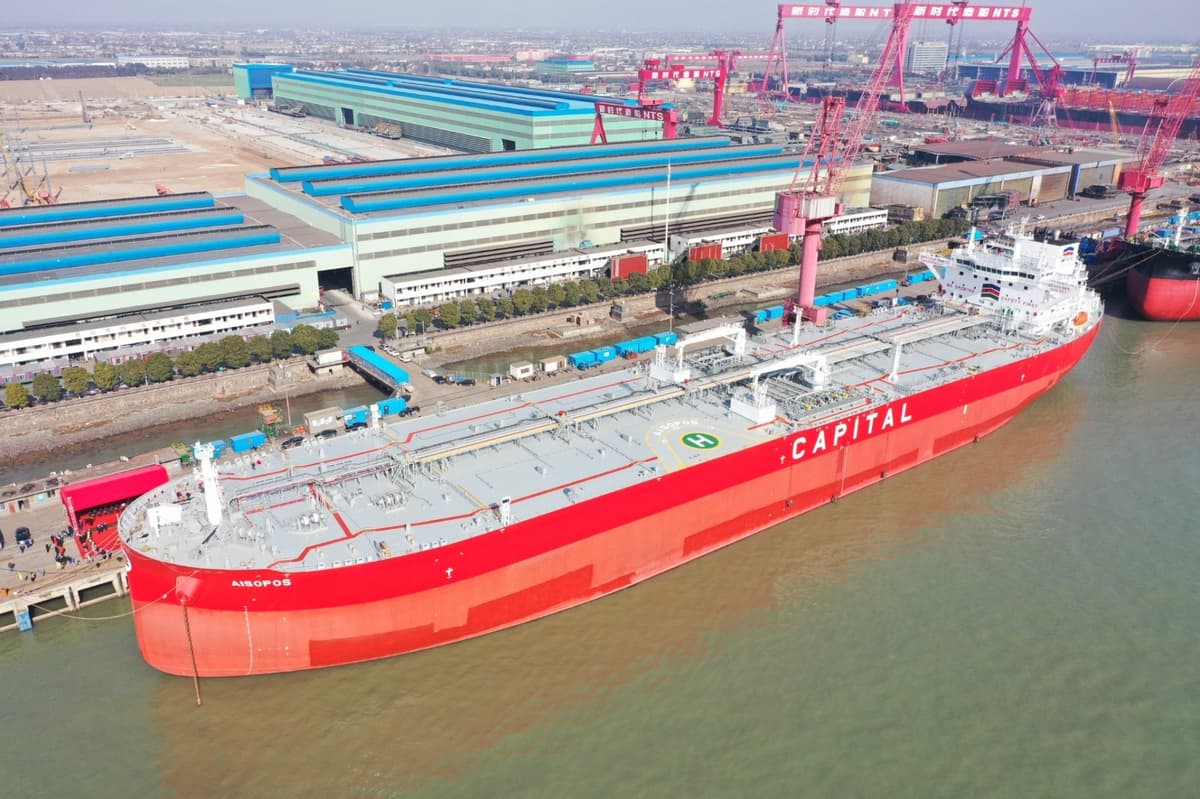 With No Charterers, Marinakis Outfit Converts 8,800 TEU Quartet to Tankers