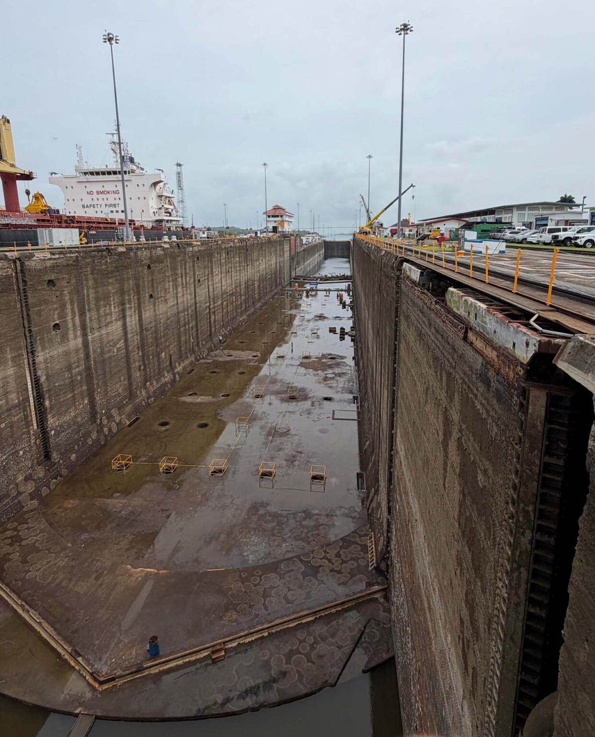 Panama Canal Carries Out Gatun Locks Maintenance without Disrupting Transits