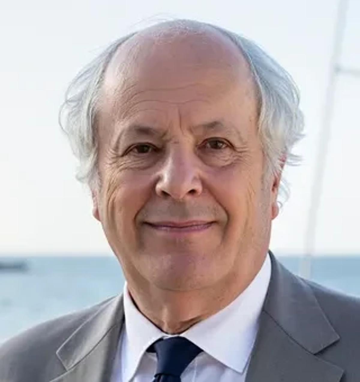 What Happens Before Fieldwork Determines What Happens Under Pressure