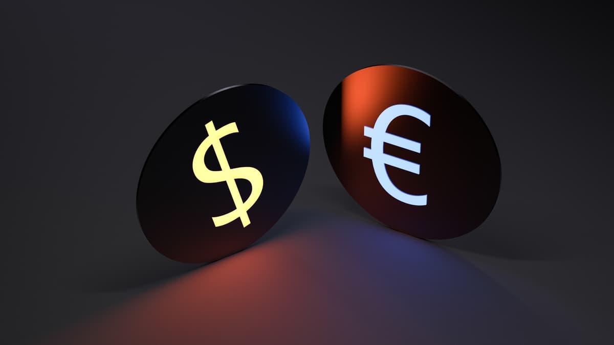 Dollar Gains Ground as Euro Outlook Darkens - Weekly Roundup: 23 June