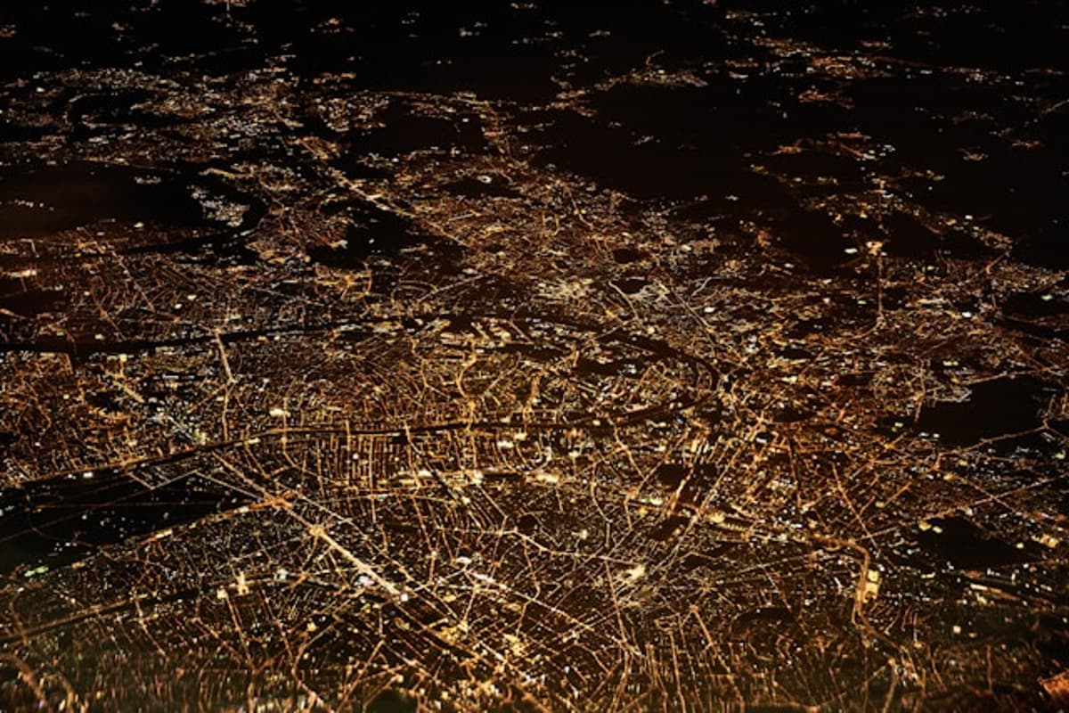 Amazon Will Acquire Apple’s 20% Stake in Satellite Firm Globalstar