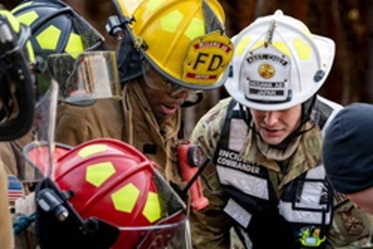 Combined Readiness: Inter-Unit Casualty and Vehicle Recovery Exercise [Image 6 of 7]