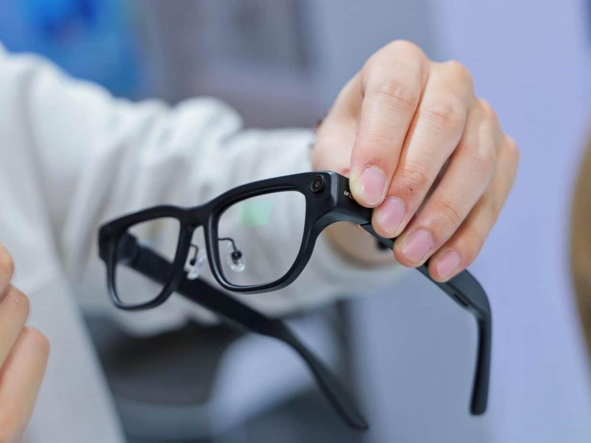 IFlytek Launches AI Glasses as Privacy Concerns Grow over Wearable Cameras