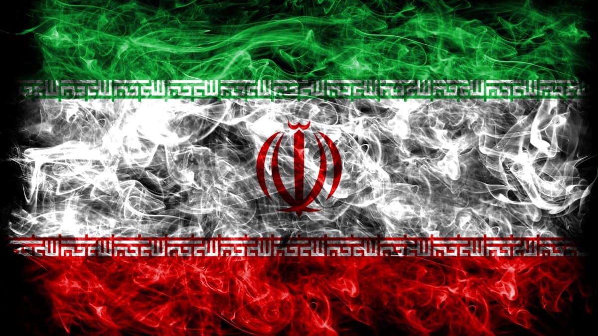 Iran’s Currency Crisis Deepens as War Batters Economy
