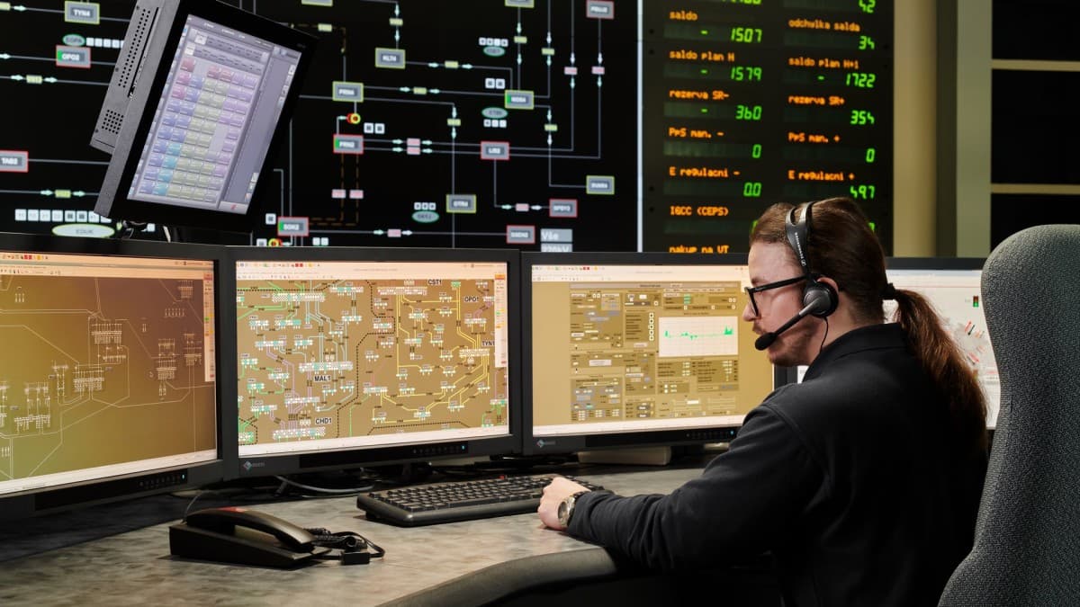 Utilities Are Betting Billions on a Technology That Could Become Obsolete