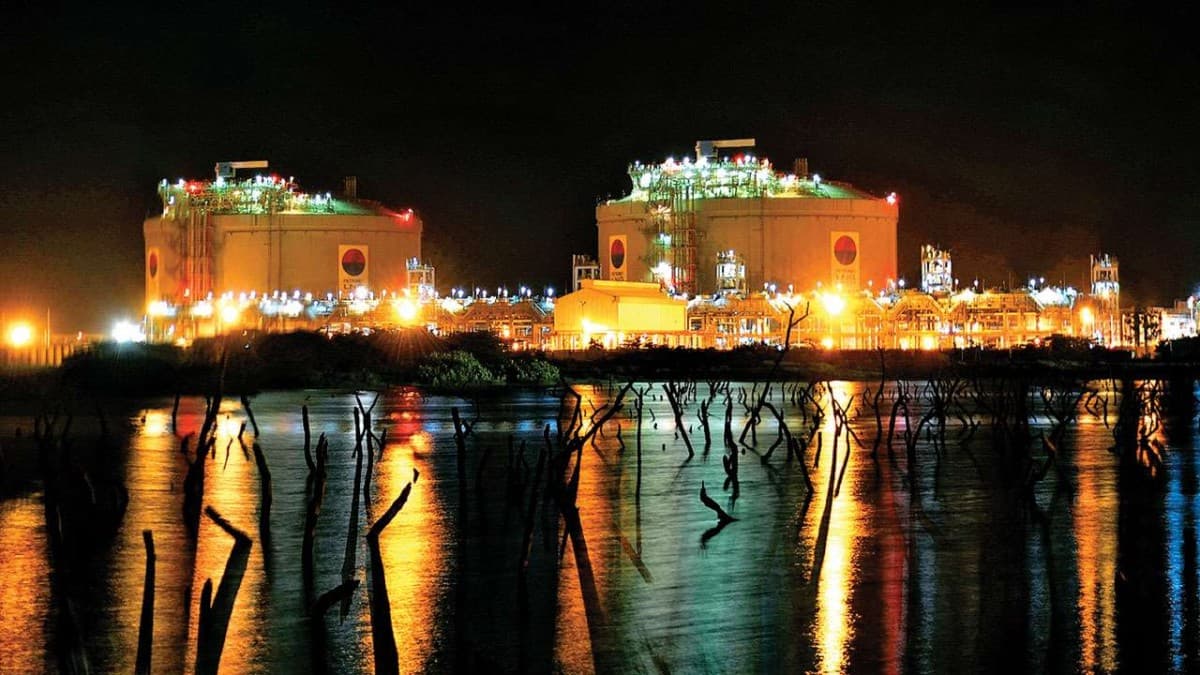 Why India’s LNG Buying Surges Despite Costly Gas