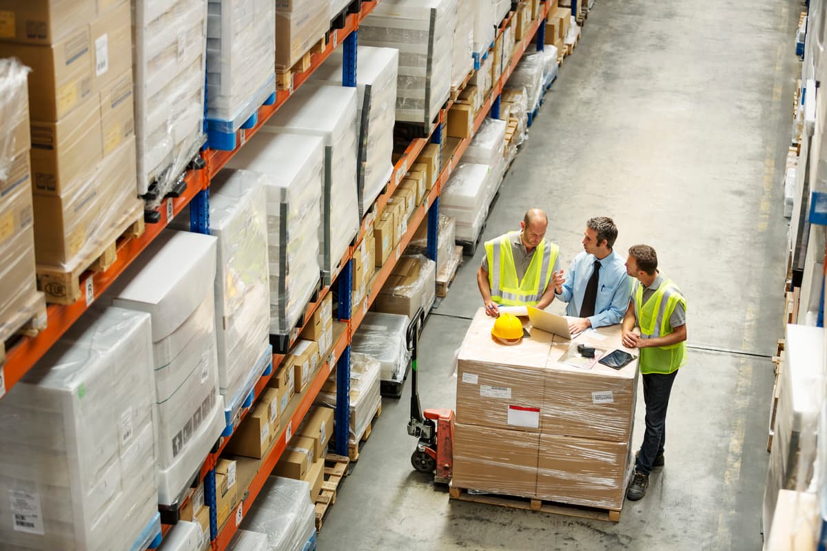 Pay for Salaried Workers Is Rising Faster Than Hourly Wages