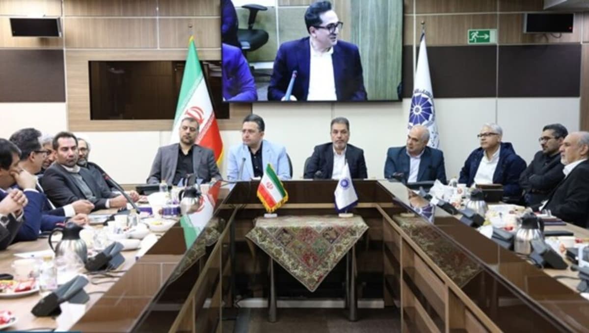 Iran's Business Leaders Warn Internet Shutdowns Costing up to $80mn a Day