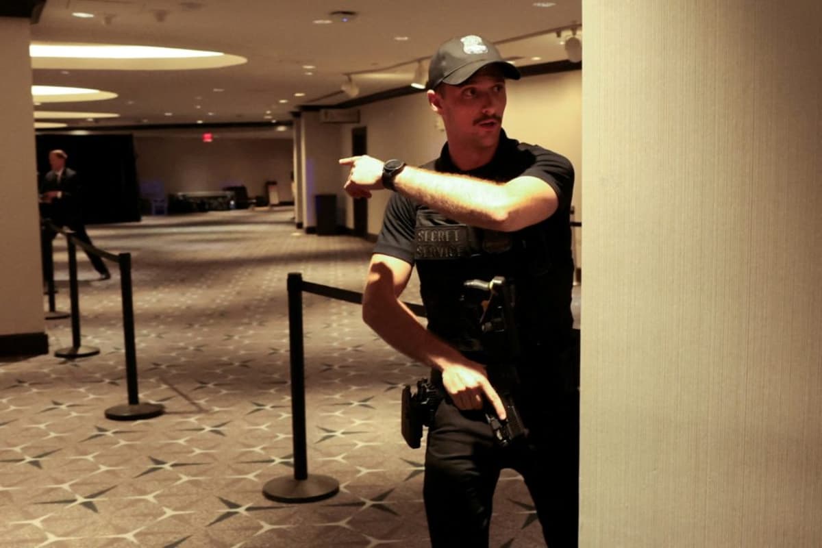 New Video of Correspondents' Dinner Shooting Raises Questions About Presidential Security
