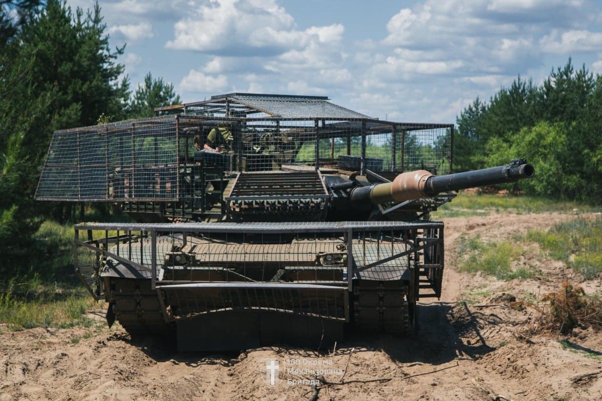 Ukrainian Crews Are Rebuilding Abrams Tank to Fight Today’s War