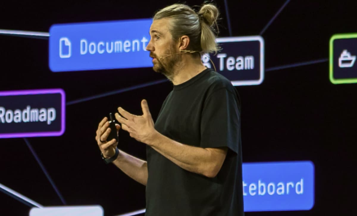 Atlassian Service Collection Hits $1 Billion ARR – Q3 FY2026 Brings Record Displacements and a Data Center Surprise