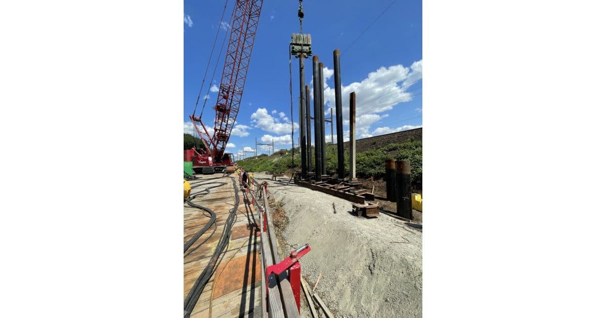 Portal North Bridge Nears Completion