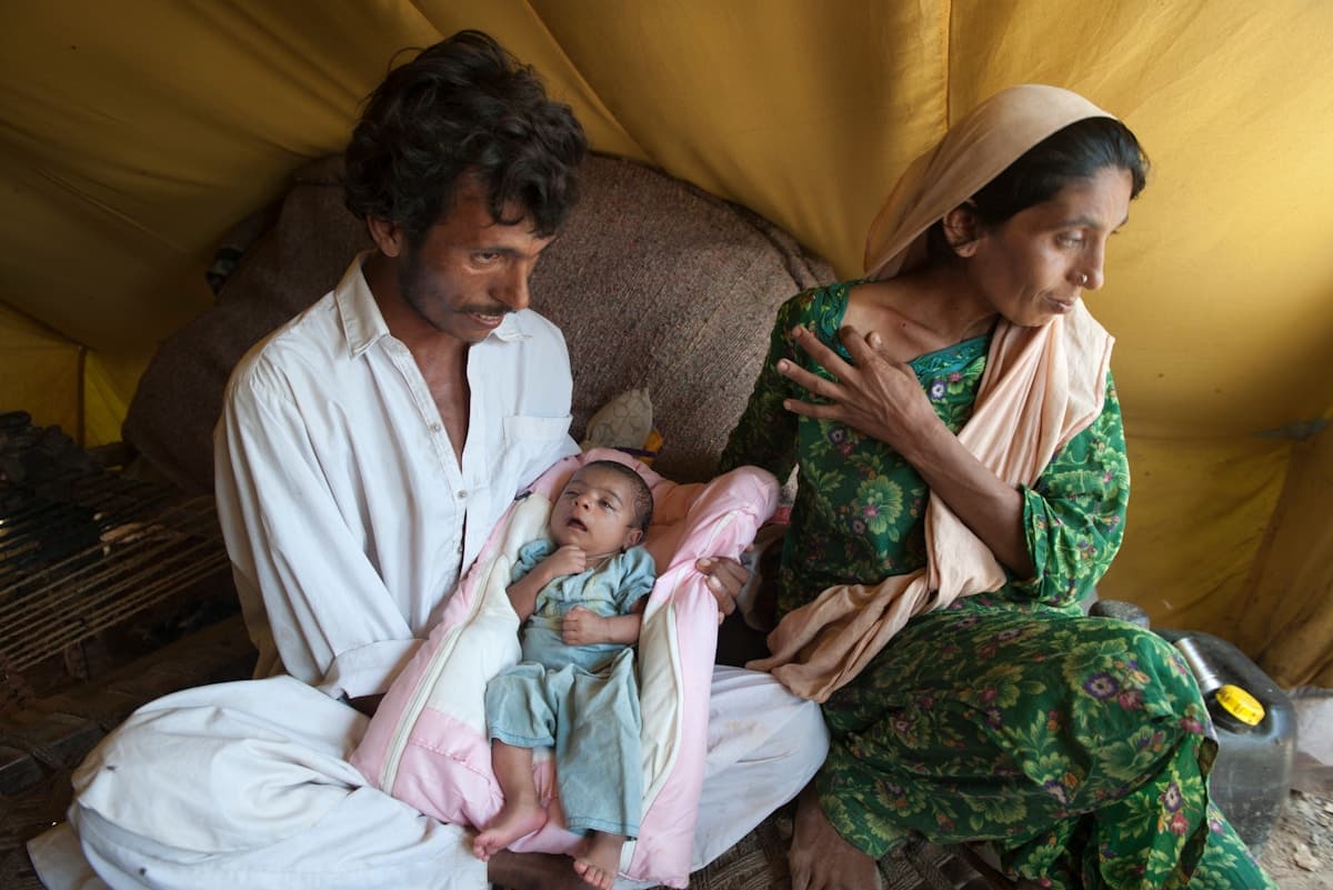 ‘My Body Feels Like Lead’: Heat Is Making Pregnancy a Nightmare in Karachi