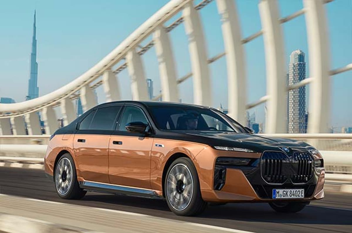 BMW I7 Sustainability Upgrades Cut Battery Supply Chain Emissions by 33%