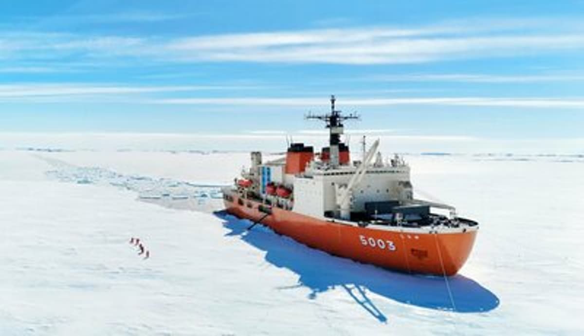 Japan to Withdraw MSDF From Antarctic Mission Amid Growing Security Demands