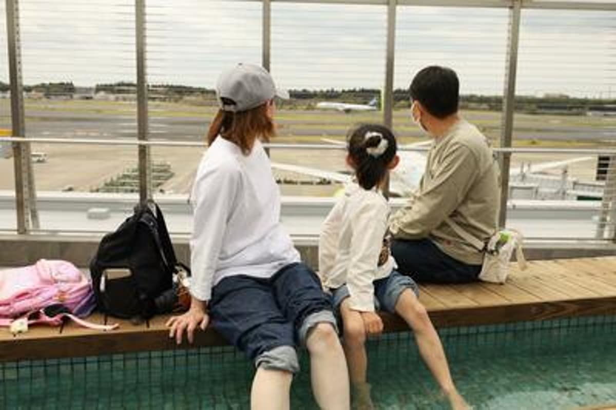 Narita Airport Reopens Part of Terminal 1 with Footbath Deck, Tatami Area
