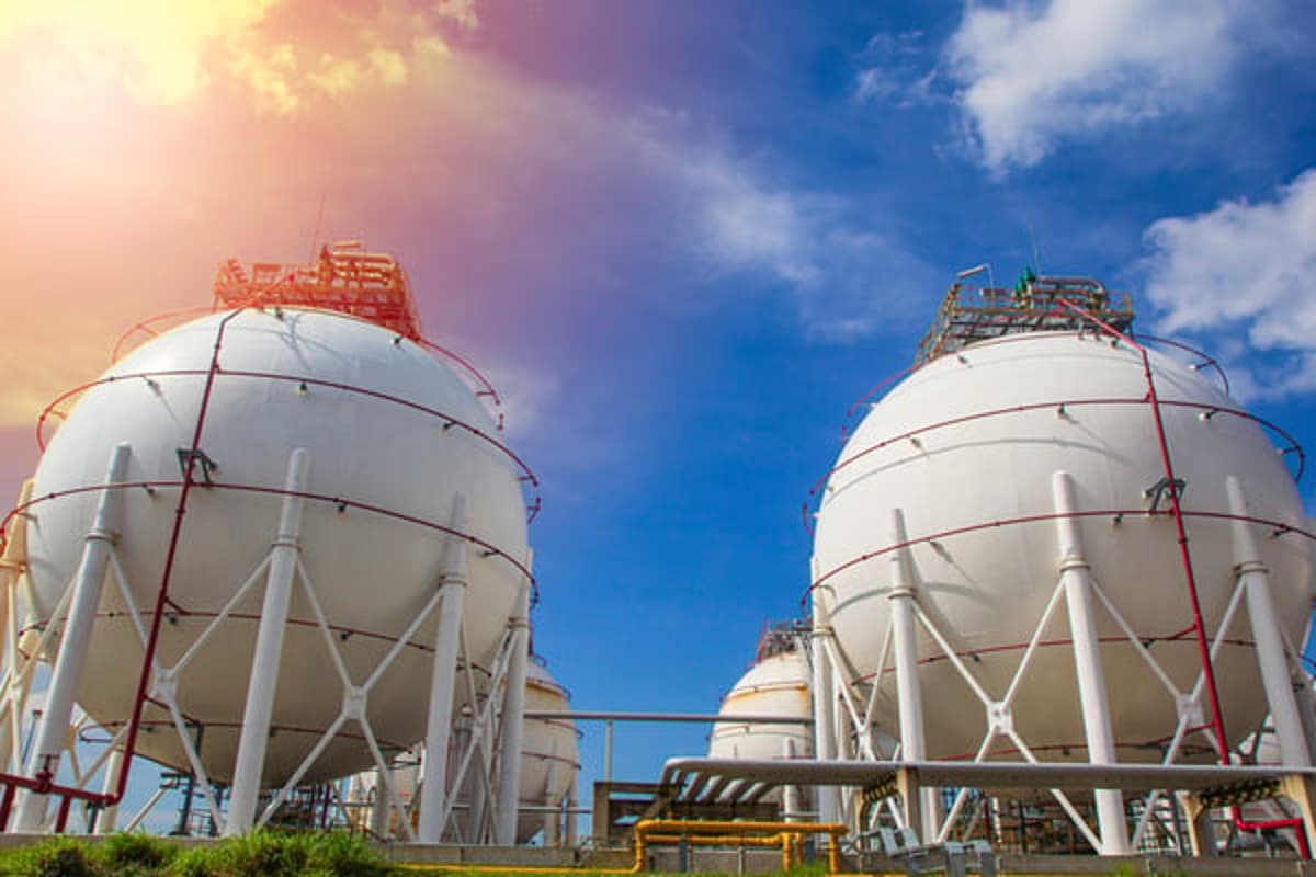How Geopolitical Shocks Are Fueling the North American LNG Boom