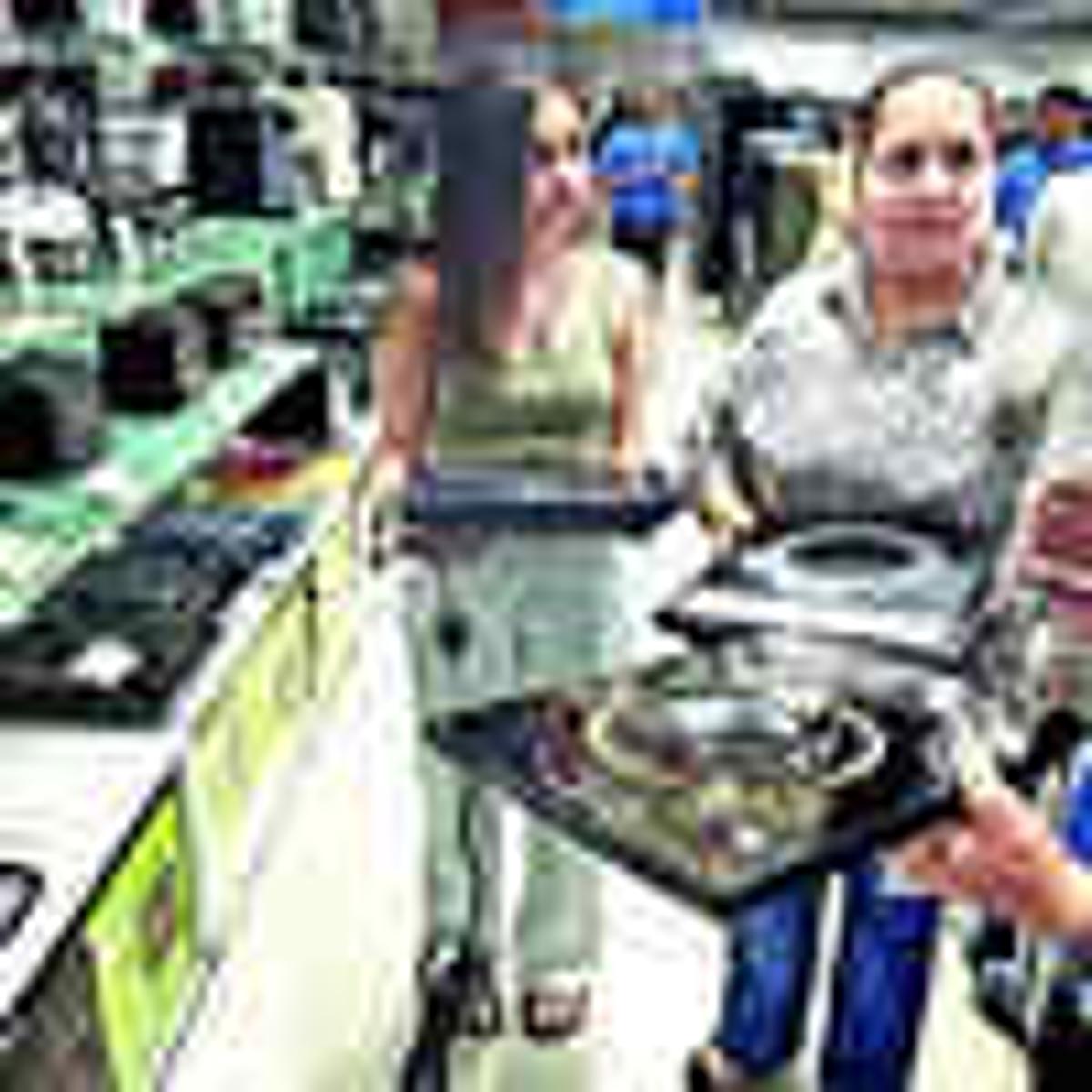 West Asia Crisis: Govt Considering Customs Duty Cut on Critical Induction Cooktop Components