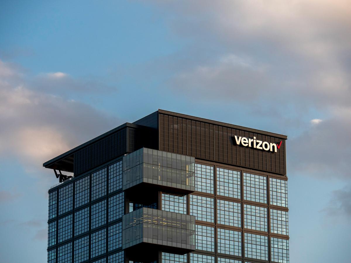 Verizon Surpasses 6M FWA Subs as Priority Shifts to Fiber