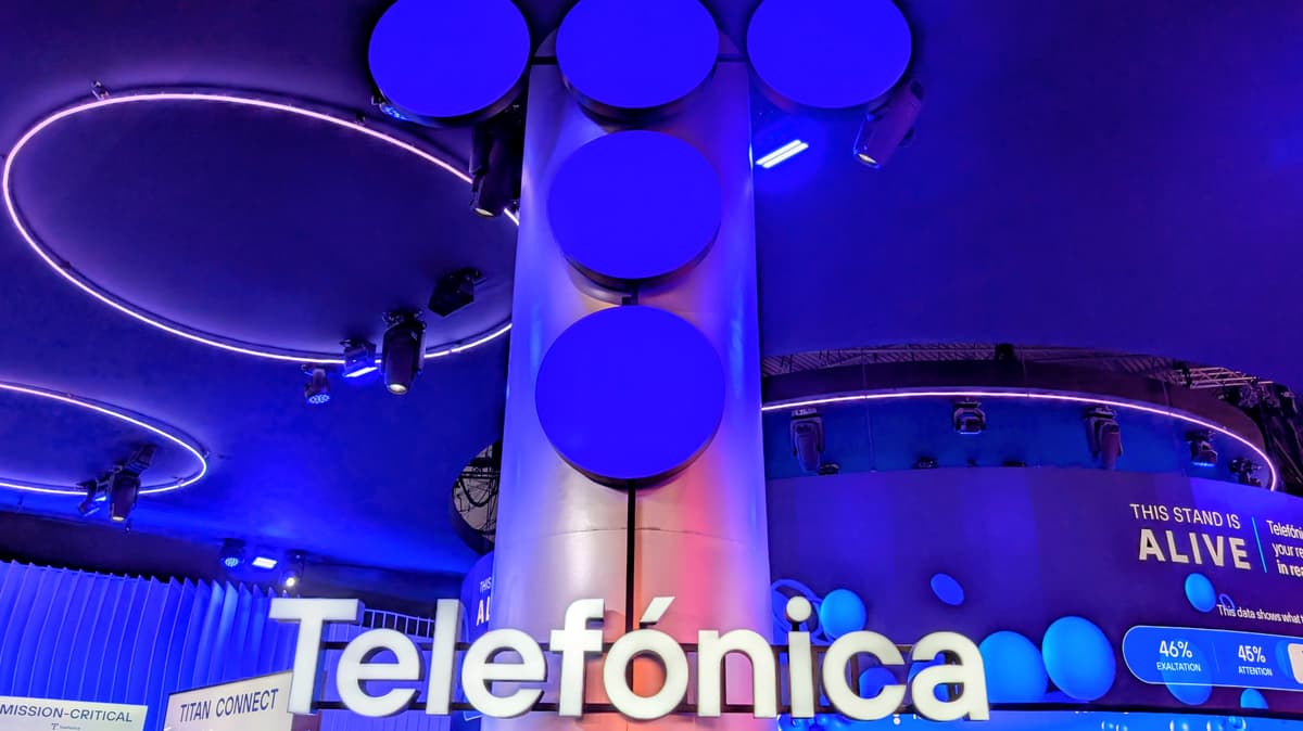 Telefónica Goes on the Defensive with Sateliot Tie-Up