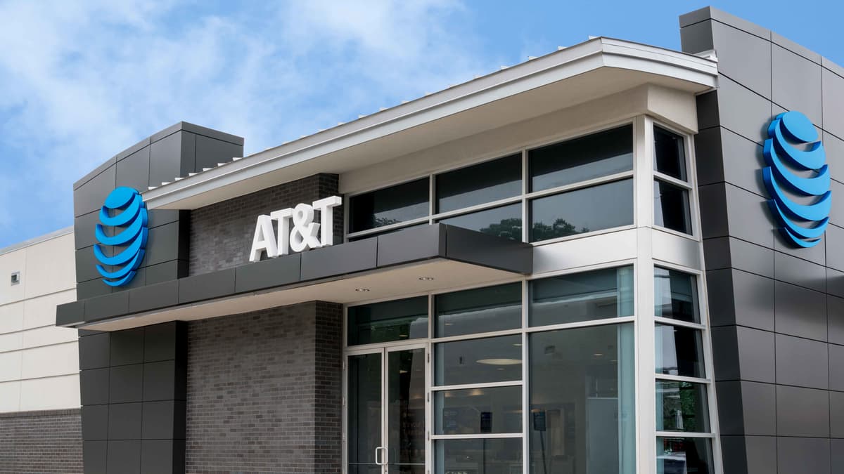 AT&T's Convergence Strategy Begins to Pay Off in Q1