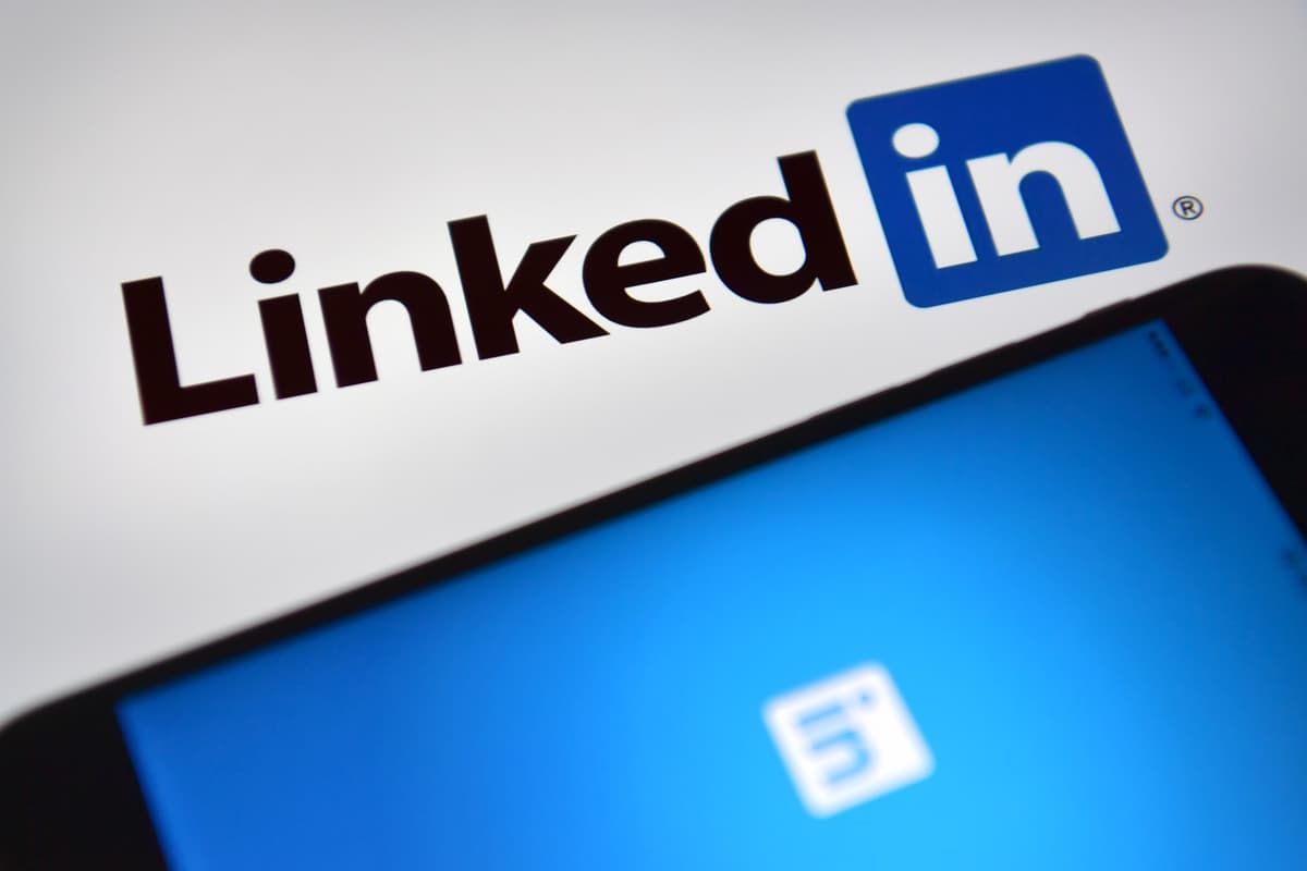 A New Way of Searching for Jobs with LinkedIn