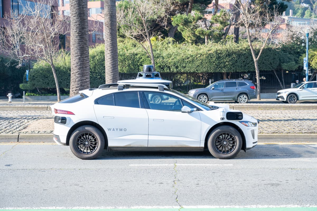 New Waymo Robotaxi Now Running Fully Autonomously on U.S. Roads