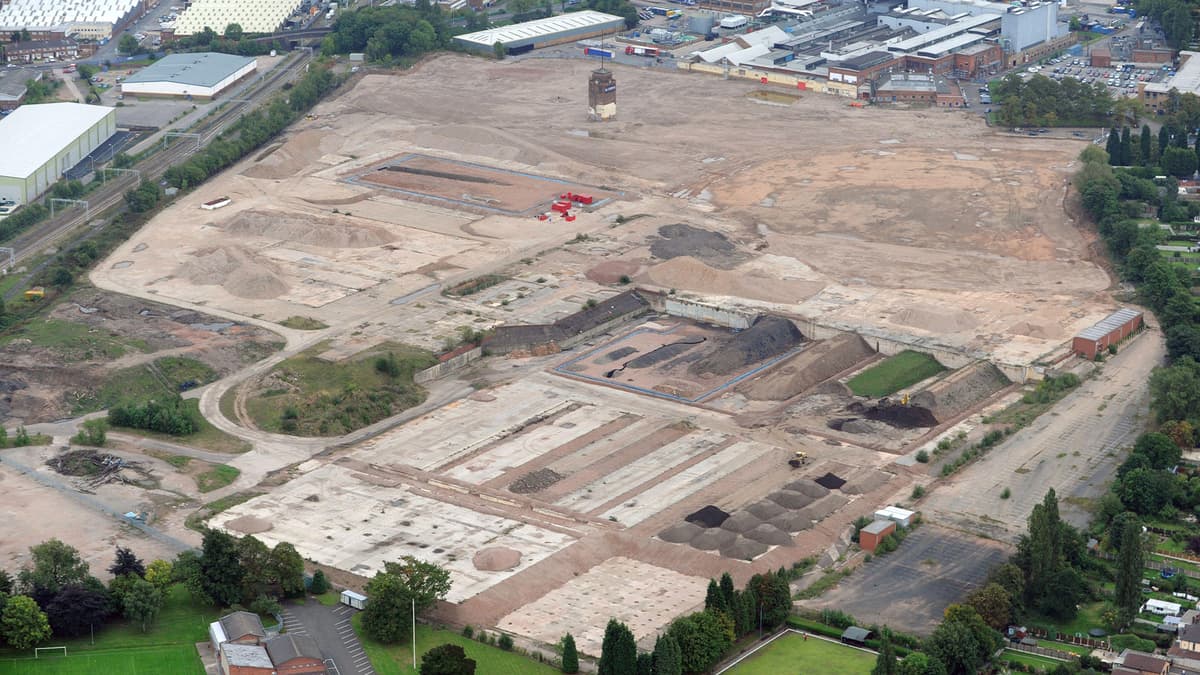 Rebuild Vs. Retrofit: Choosing Greenfield or Brownfield for Data Centers