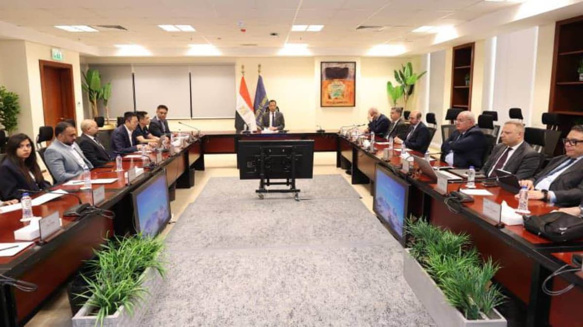 Honor Expands Egyptian Factory to Produce 3M Smartphones