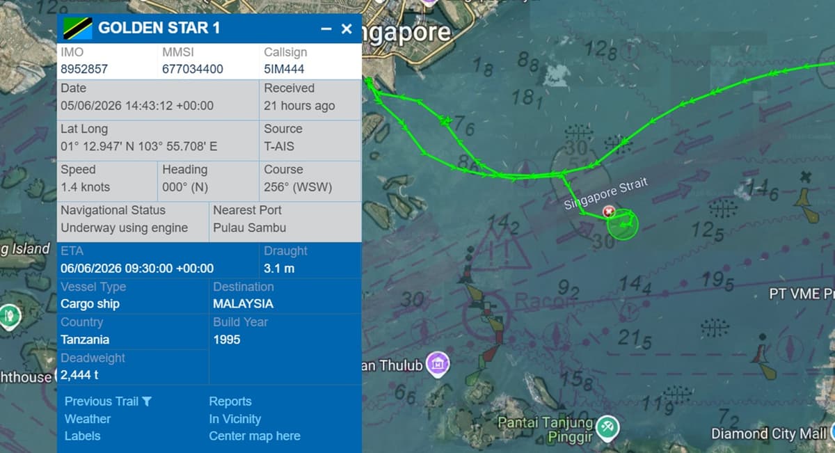 Container Ship Sinks in Singapore Strait