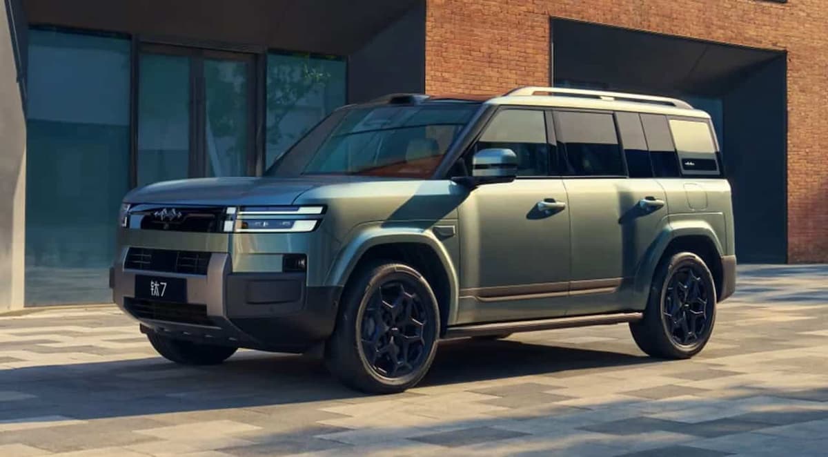 BYD’s Fang Cheng Bao Titanium 7 Launched: All-Electric Toyota Prado Rival Shapes up for Aussie Arrival as a Denza