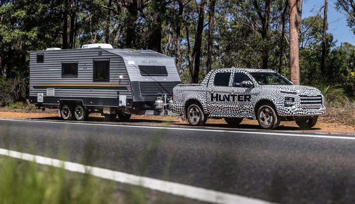 Australia Has a New PHEV Ute Price-Leader: JAC Hunter Will Start Sub-$50K with 1000km Range and Competitive Towing and Payload...