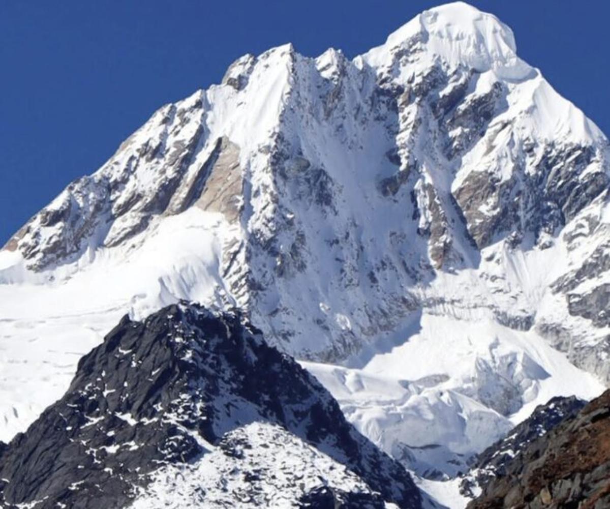 Koreans to Attempt Unclimbed Peak Near Kangchenjunga
