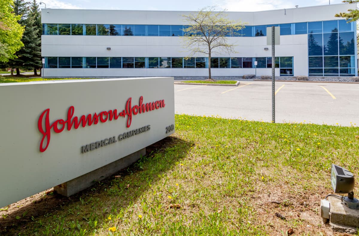 Critical Mass With Law.com's Amanda Bronstad: 2nd Bellwether Trial Opens in LA Over J&J Talc, Federal Judge Calls $7.25B Roundup Settlement &Lsquo;Mind-Boggling'