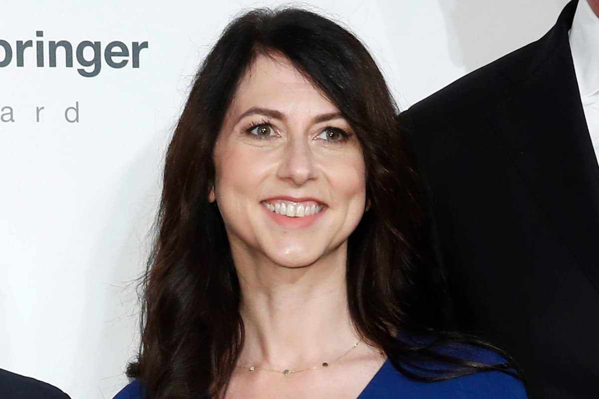 MacKenzie Scott Has Donated More than $26 Billion—But It’s Barely Made a Dent in Her Net Worth because of the...