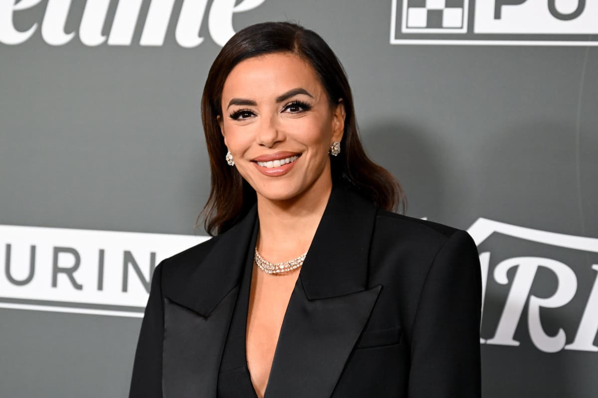 Eva Longoria Says She Refused to Be a ‘Struggling Actor’—So She Worked Part Time as a Headhunter, Closing Deals From...