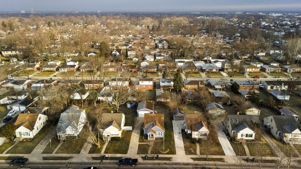 The American Dream Is Moving to the Midwest—Michigan and Wisconsin Beat the Coasts for the Hottest Housing Markets, Redfin Finds