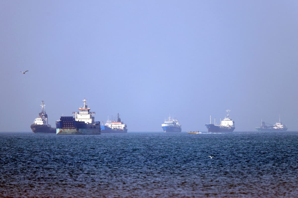 Bahrain, Which Hosts the U.S. Navy’s Mideast HQ, Arrests Dozens with Alleged Links to Iran’s Revolutionary Guard