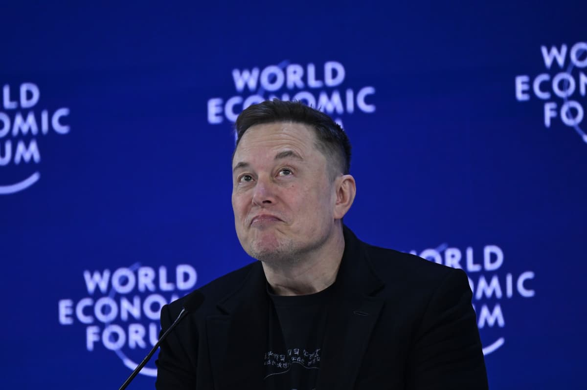 SpaceX Lowballed Its Bankers on Fees. Goldman Sachs Has Another Way to Win Big