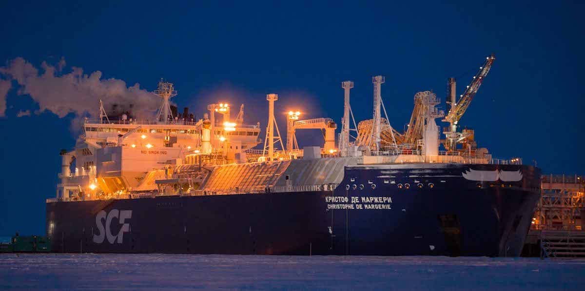 Russia Sends Arctic LNG 2 Cargo East Along Northern Sea Route in Rare May Voyage