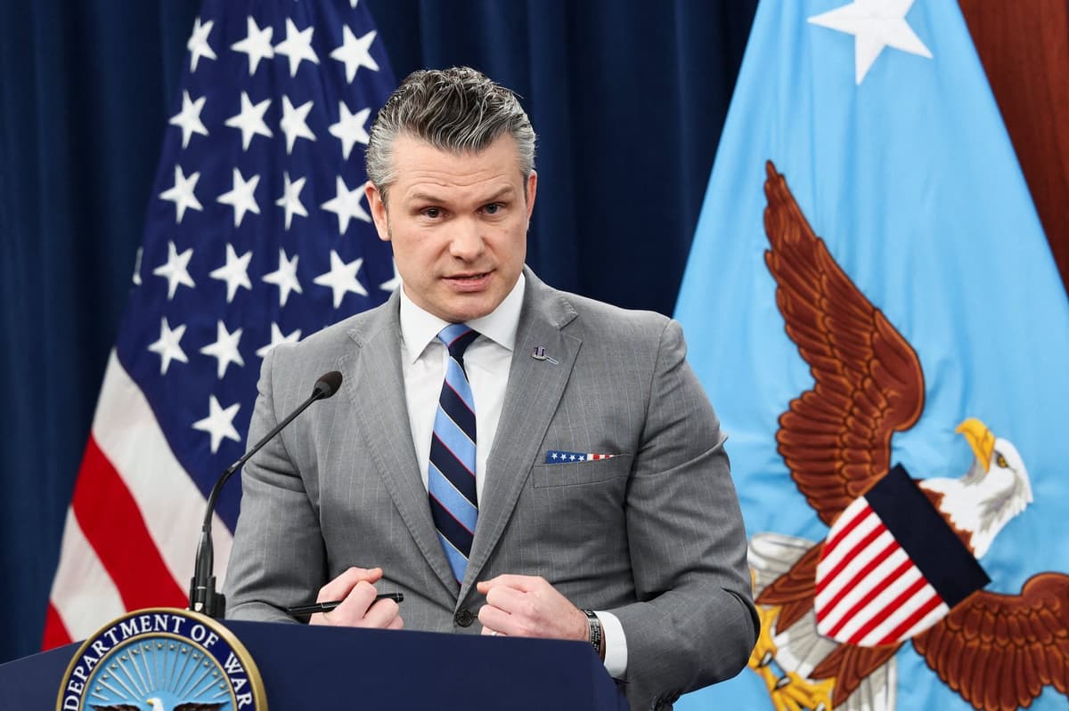Hegseth Signals Mines Remain Key Obstacle to Full Hormuz Reopening
