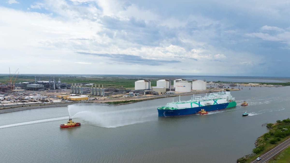 Golden Pass Ships First LNG Cargo, Launching Major New U.S. Export Supply