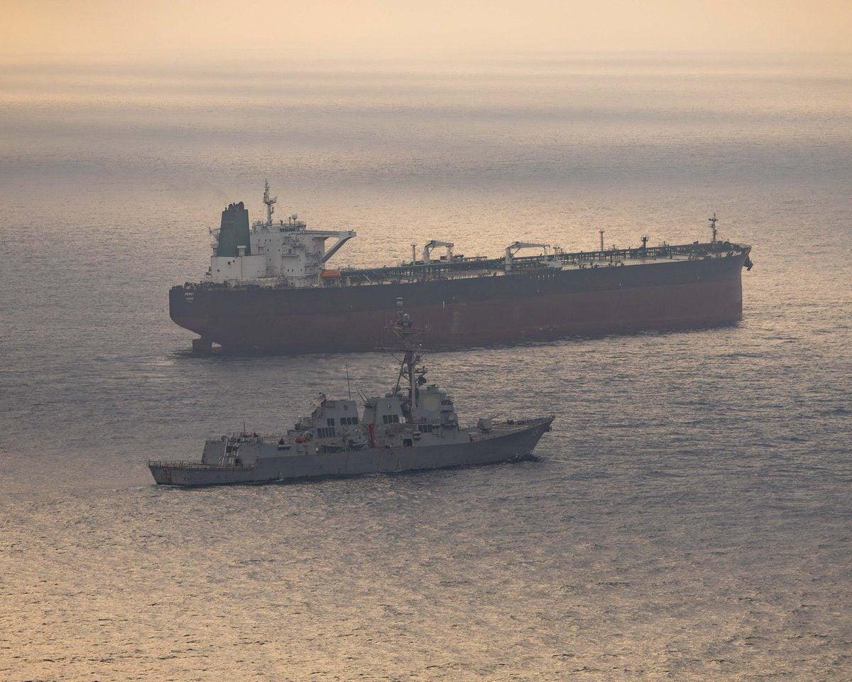 U.S. Warns Ships Ignoring Orders in Hormuz May Be Treated as Threats