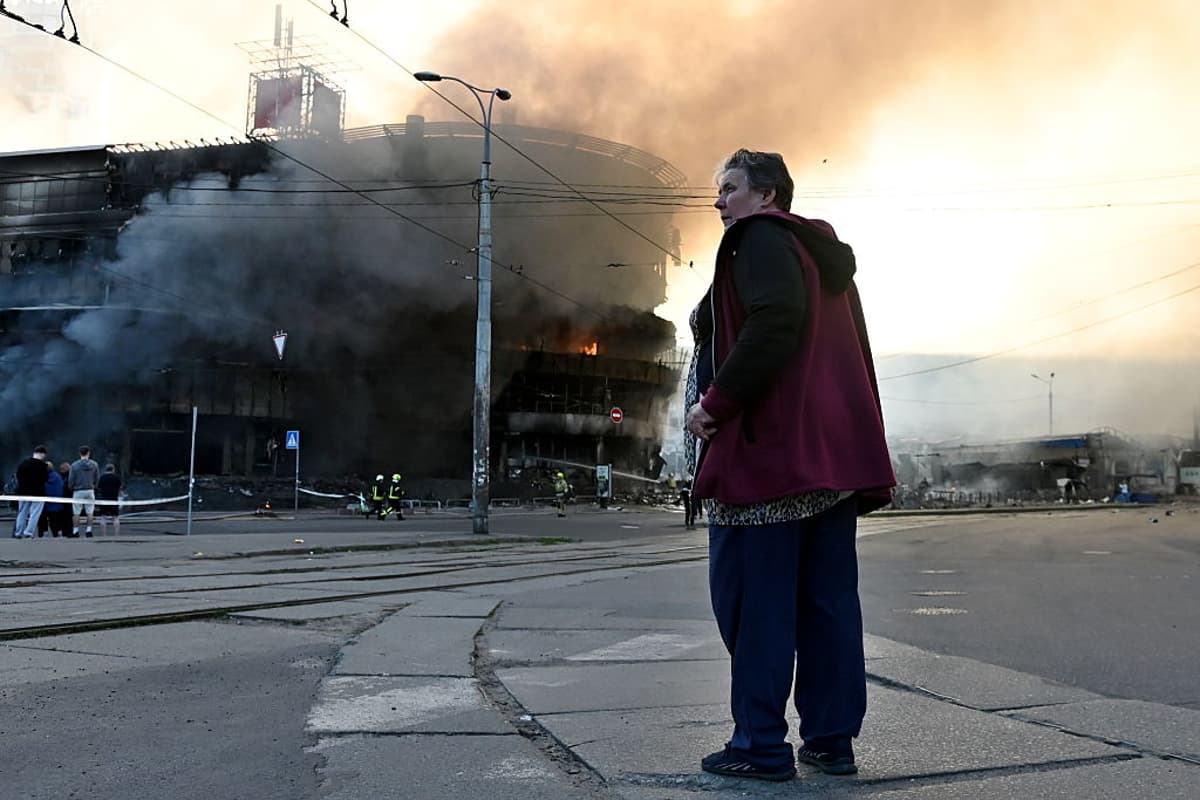 Zelensky Calls For 'Consequences' After Russia Hits Kyiv With One of Heaviest Bombardments Since War Began