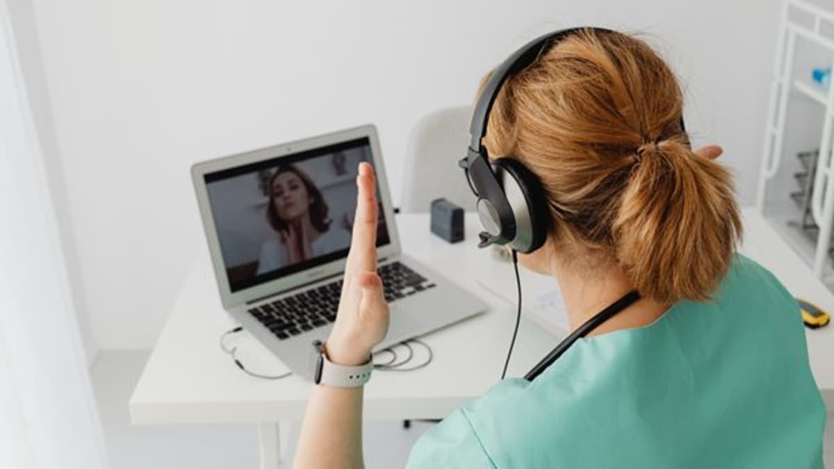 Telemedicine Meets AI: The Future of Remote Healthcare Delivery