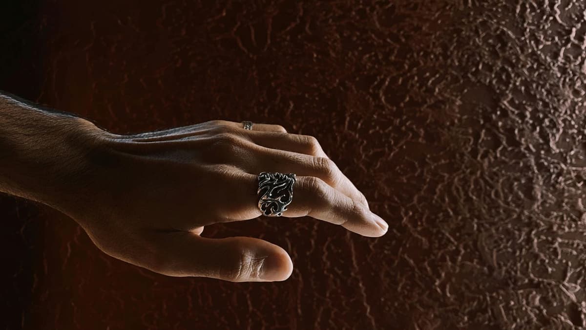 How to Start Collecting Ancient Rings: A Beginner’s Step-by-Step Guide