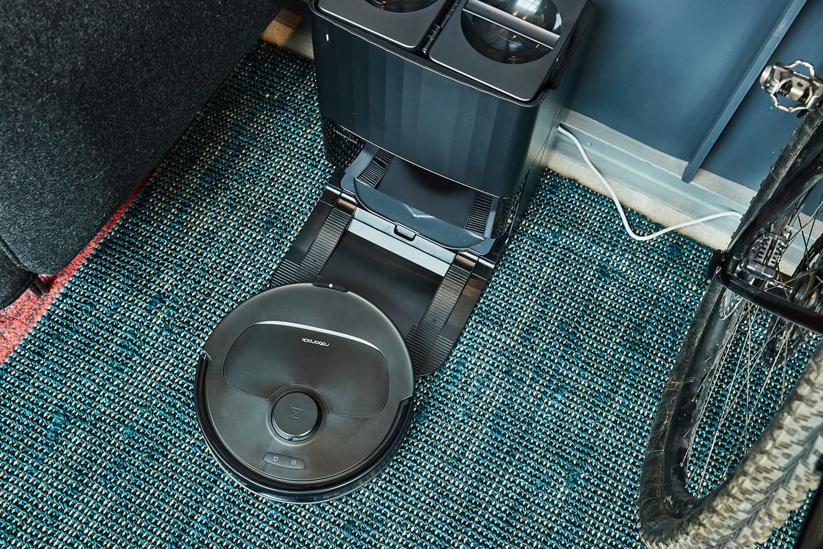 Roborock Qrevo QV 35A Robot Vacuum Review: Great for Maintenance, But Not a Full Replacement