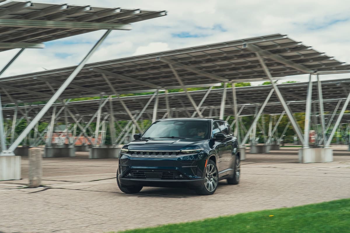 2027 Jeep Wagoneer S